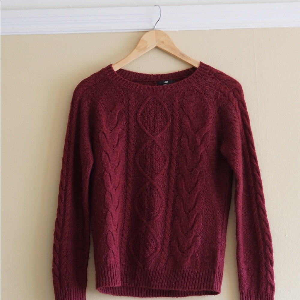 H&M burgundy holiday sweater